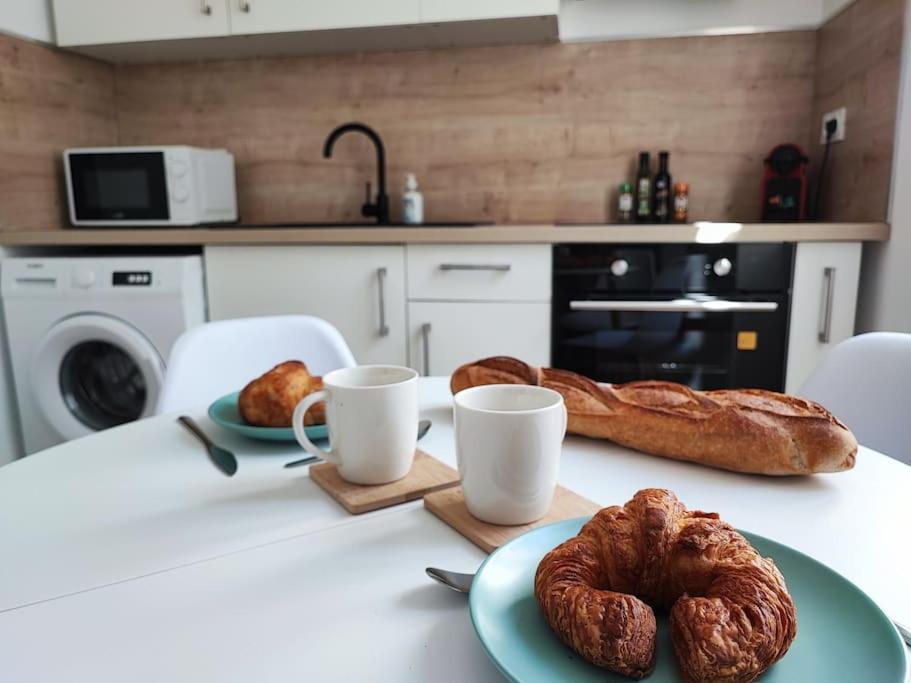 Pause Entre Cite Et Bastide *Clim *Wifi *Smart Tv Apartment Carcassonne Exterior photo